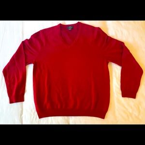 Brooks Brothers Merino Red v-neck sweater..Size XL, Extra Large